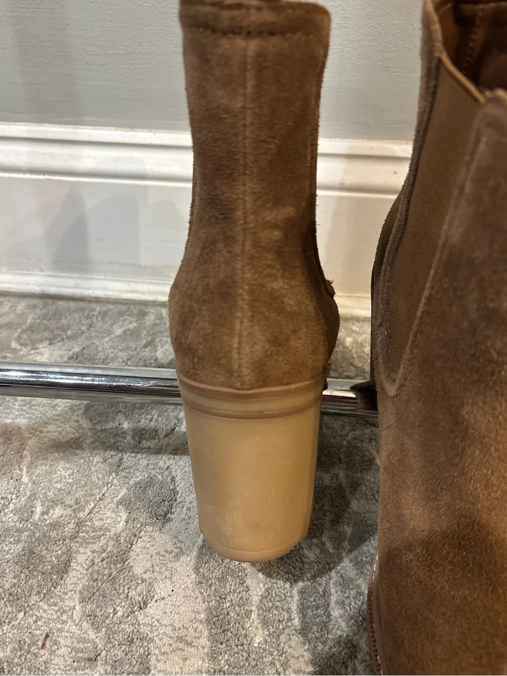 Steve Madden tan suede